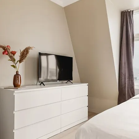 아파트 Dinbnb I New 2021 I Sonos And Smart Tv *