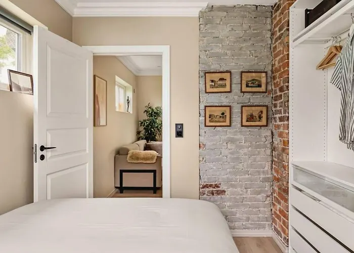 Dinbnb I New 2021 I Sonos And Smart Tv